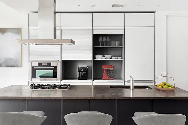 Rented by Compass | media 13