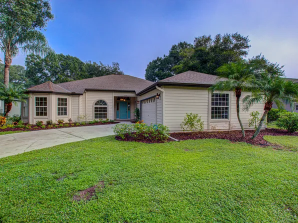 3717 Pond View Ln, Sarasota, FL 34235