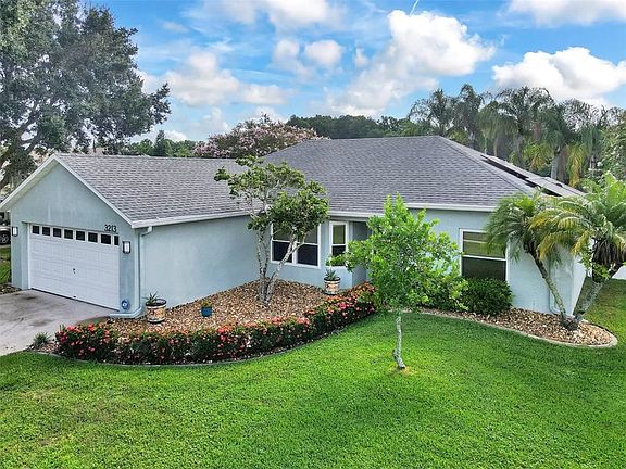 5th image of 3213 Sawgrass Creek Cir