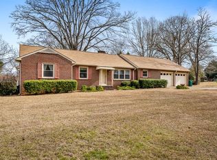 721 Logan Ct, Greenwood, SC 29646