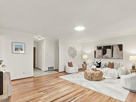 3rd image of 874 San Ardo Way