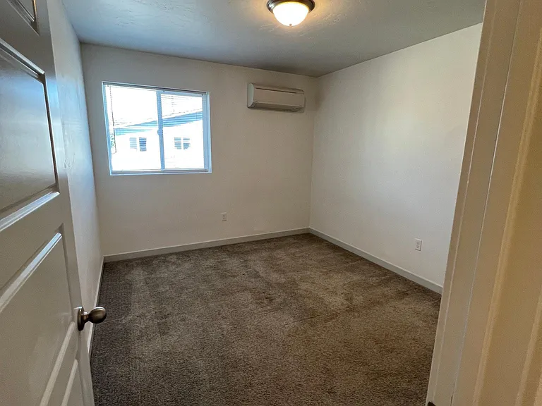 10021 W Eshelman St — Photo 21