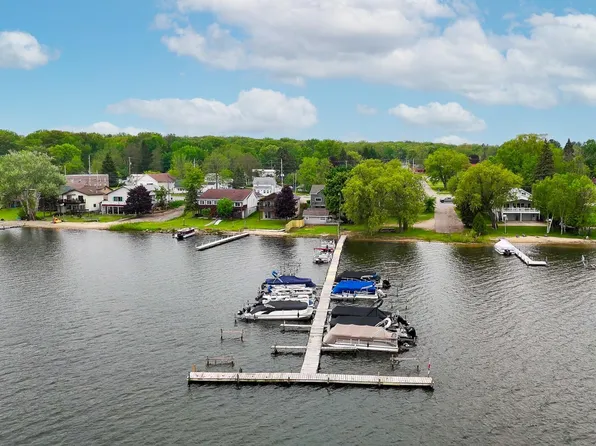5968 W Houghton Lake Dr, Houghton Lake, MI 48629