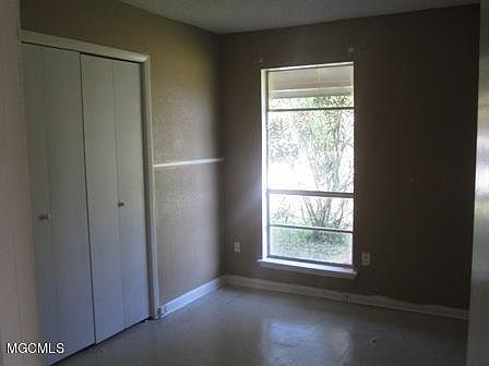 2nd image of 2119 Chestwood Dr