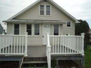 1622 Flower Rd, Schenectady, NY 12303