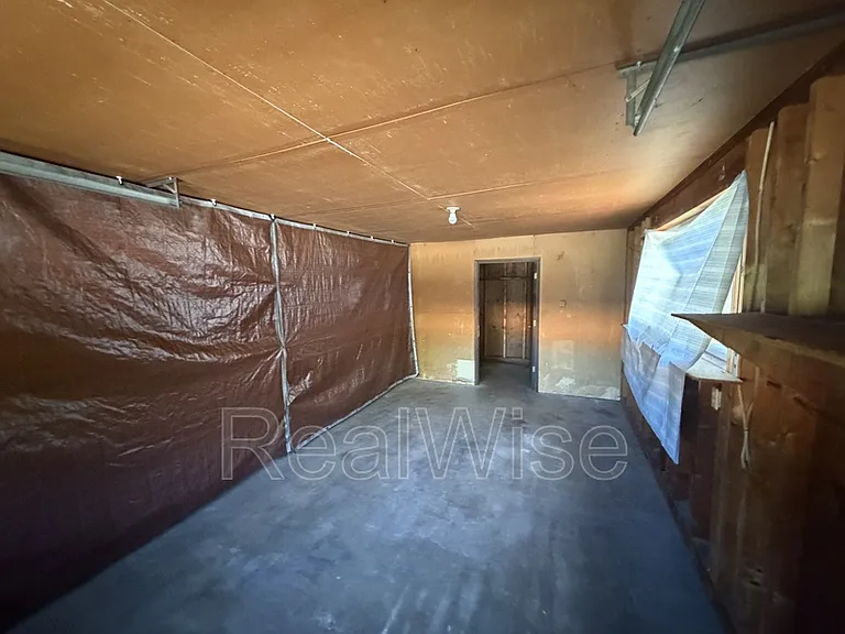 1223 NW Highland Ave #B — Photo 29