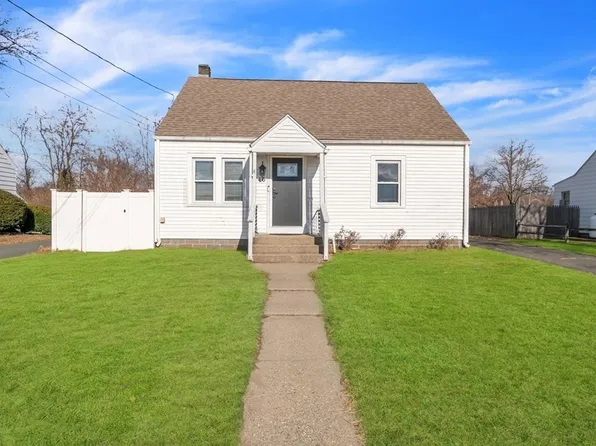 16 Verona St, Westfield, MA 01085