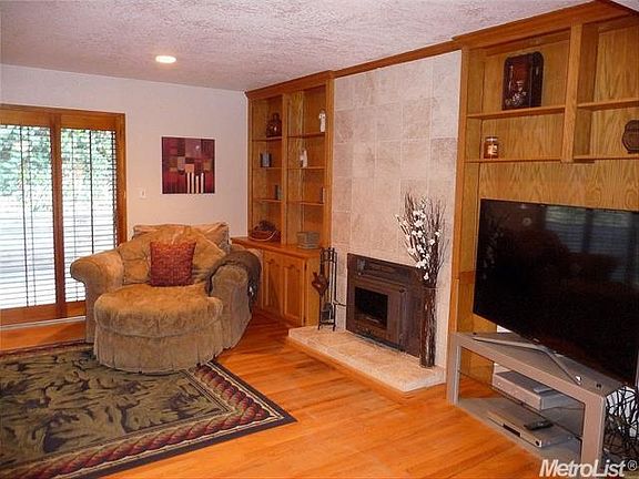4th image of 6791 Freehaven Dr