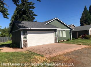 3585 Castrey St, Eugene, OR 97404