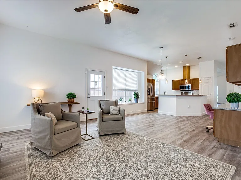 3306 Ashleaf Dr — Photo 11