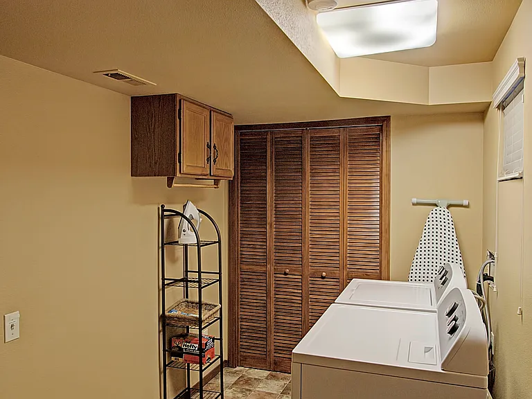 2581 Hatch Cir #2581 — Photo 14