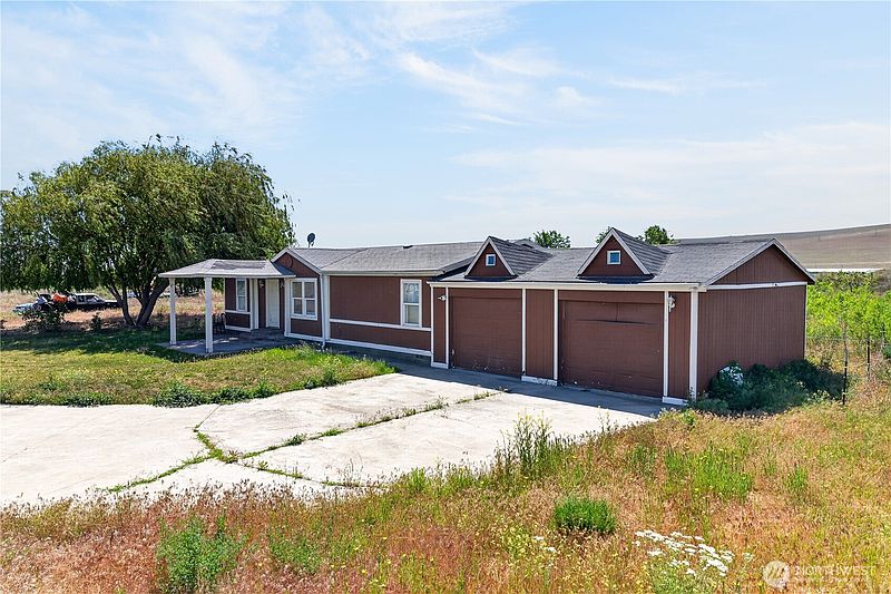 2nd image of 2643 W Bench Road
