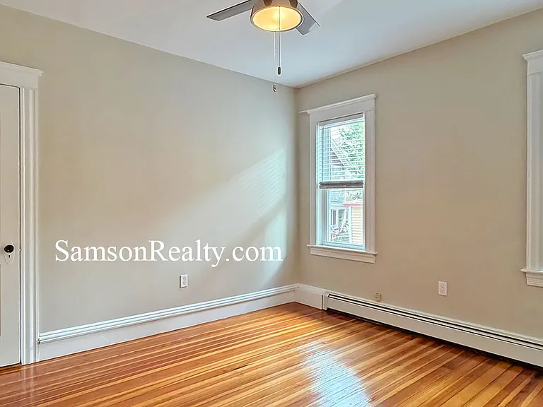131 Abbott St #2 — Photo 16