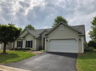 24 Fairway Oaks Dr, Hardy, VA 24101
