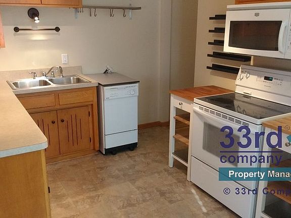 3rd image of 5719 Xerxes Ave S