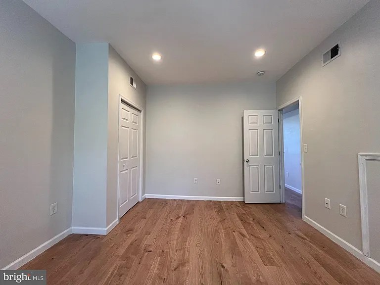 255 Mercer St #3 — Photo 13