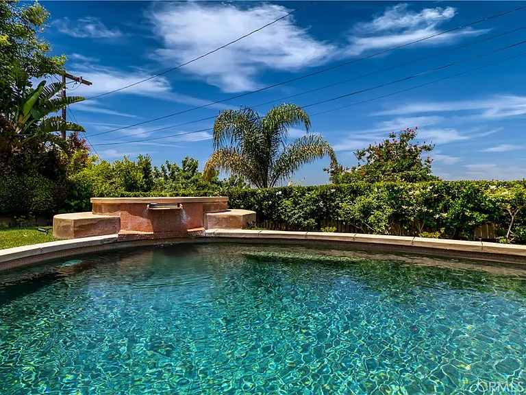 3546 Berry Dr — Photo 37