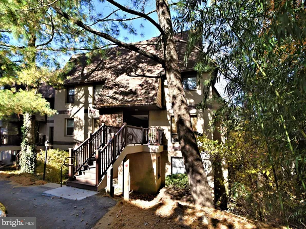 423 Shawmont Ave APT A, Philadelphia, PA 19128