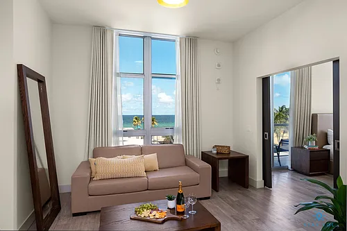 777 N Ocean Dr #ID1227260P Photo 1