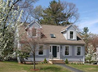 5 Adele Cir, Wakefield, MA 01880