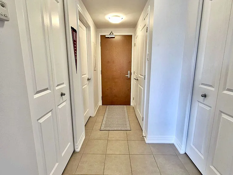 242 Rideau St #1208 — Photo 5