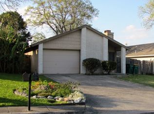 8405 7th St, Converse, TX 78109