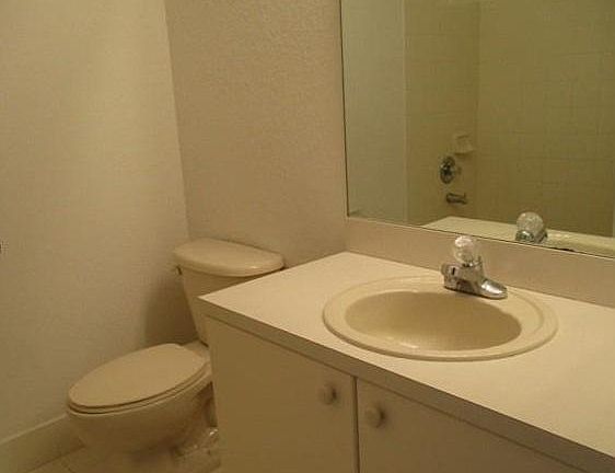 Townhouse-for-Rent-in-Doral