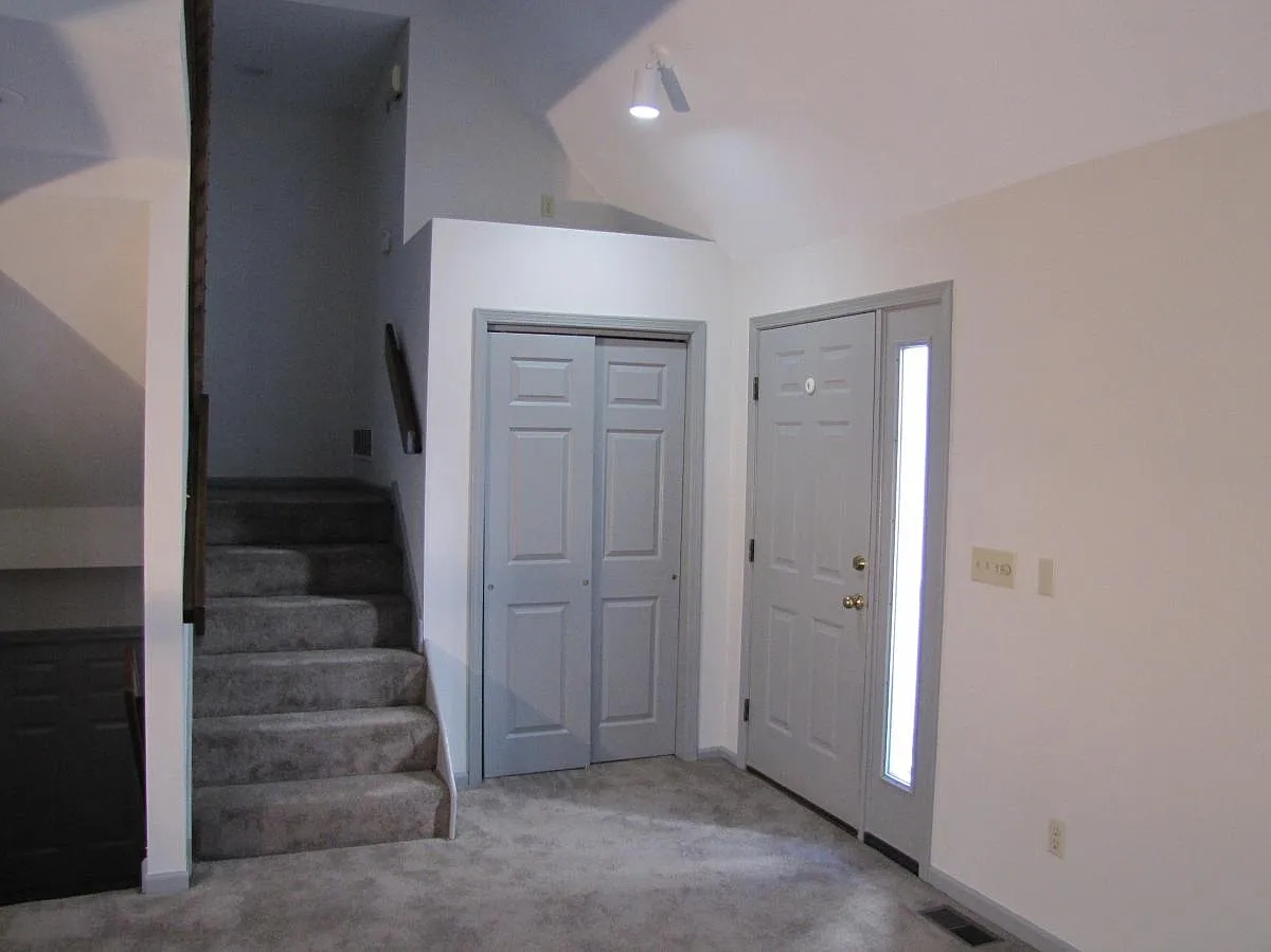 3 bed, 1700 sqft, $2,600 — Photo 3