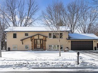 6517 E Fish Lake Rd, Maple Grove, MN 55369