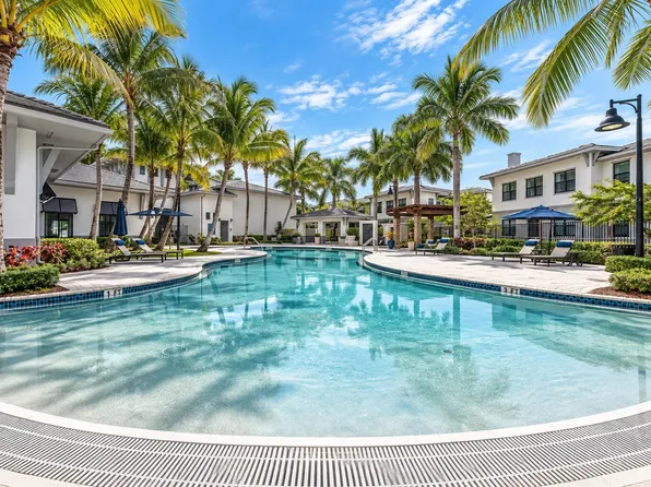 The Hamptons at Palm Beach Gardens Apartments