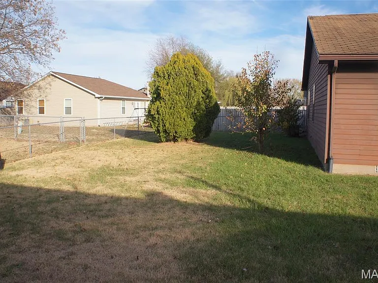 1420 Royal Oak Ct — Photo 21