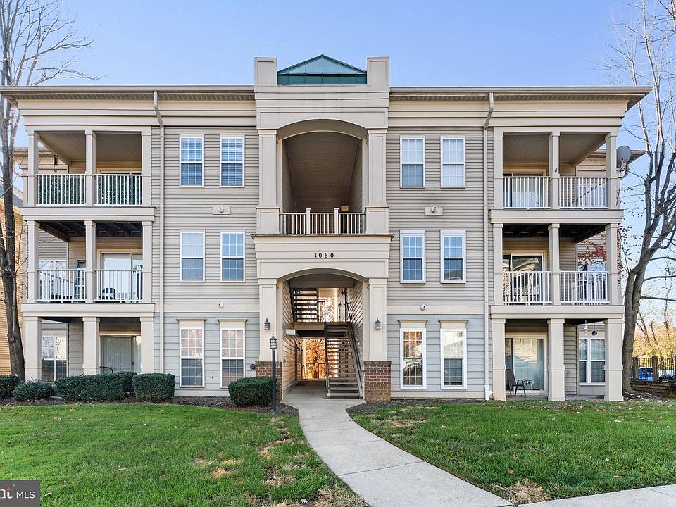 1st image of 1060 Gardenview Loop APT 304