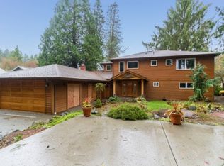 2017 E Beaver Lake Dr SE, Sammamish, WA 98075