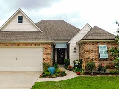 102 Brook Field Dr, Youngsville, LA, 70592
