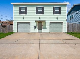 2203 56th St, Galveston, TX 77551