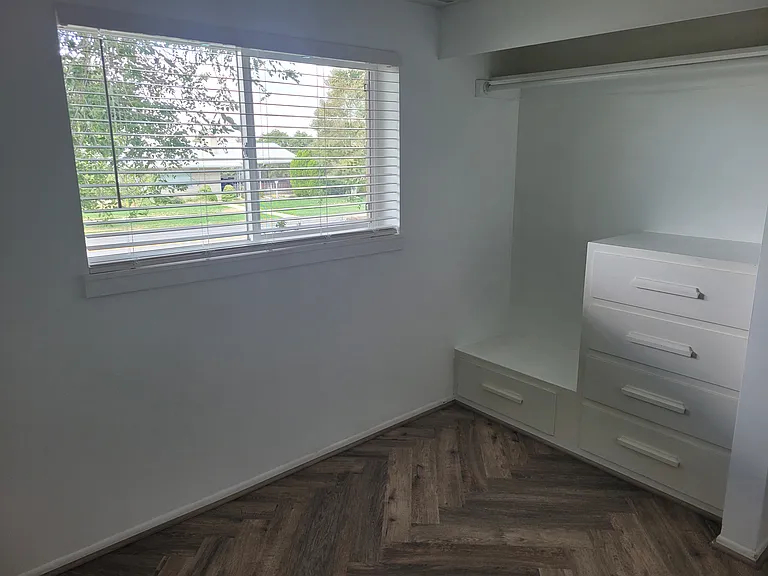 2119 S Davis Blvd E — Photo 10
