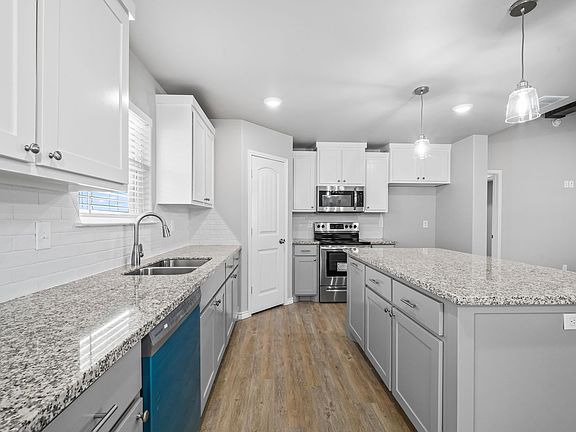 4th image of 11707 County Road 6400 #B
