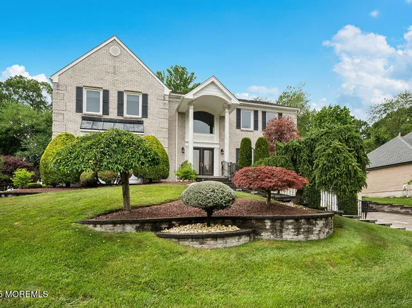 6 Opatut Court, Morganville, NJ 07751