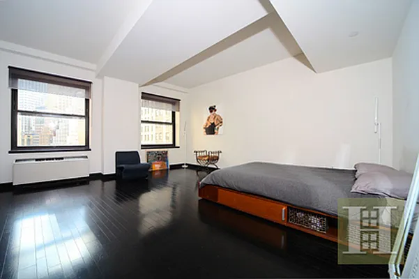 Rented by Halstead Real Estate | media 4