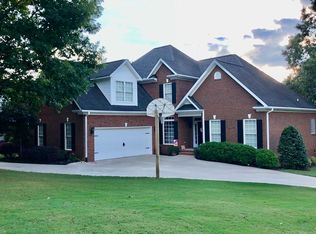 100 Glen Laurel Dr, Easley, SC 29642