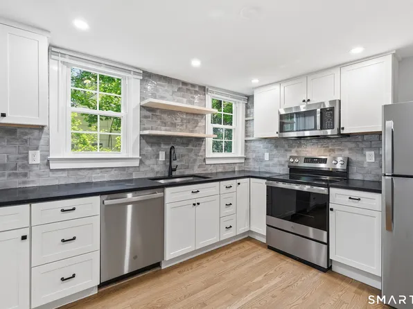6 Belmont Place, Norwalk, CT 06853