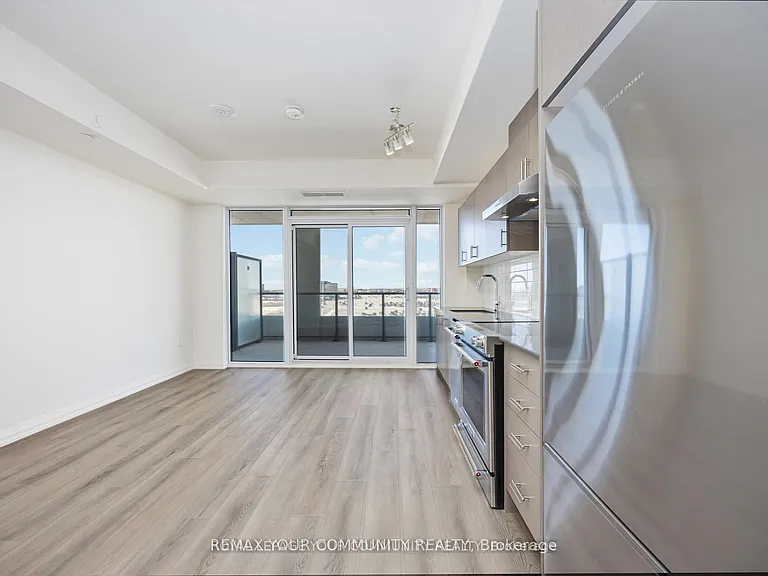 8960 Jane St #429 — Photo 10