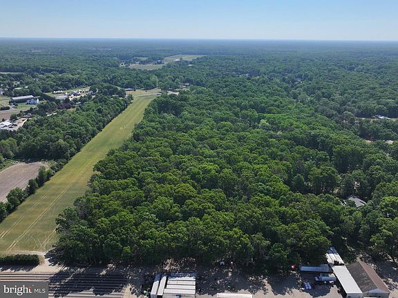 5th image of Tuckahoe Rd