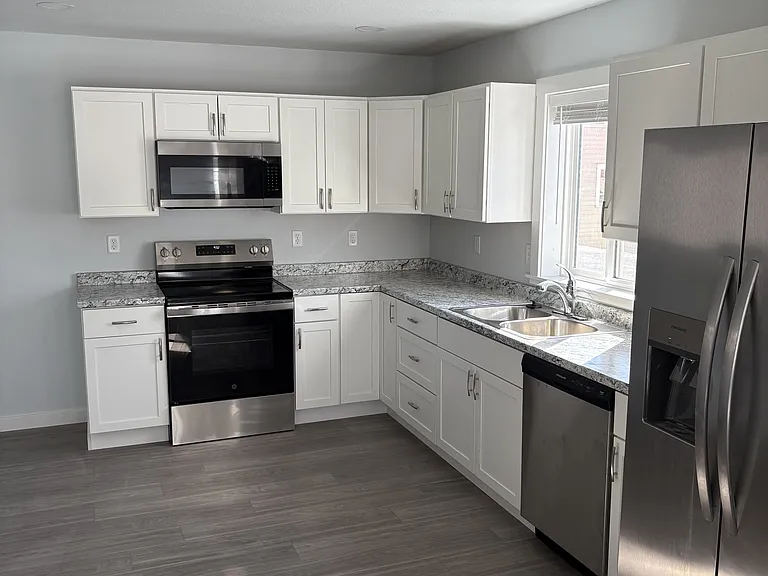 421 E Glendale St #1 — Photo 4