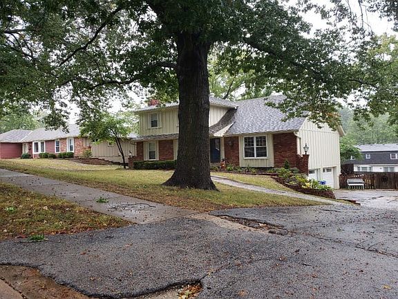 2nd image of 10618 W 52nd Cir