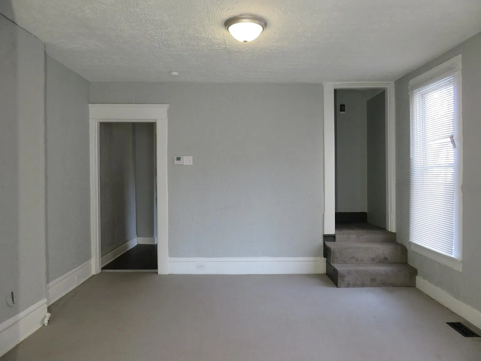 3 bed, 1215 sqft, $1,100 — Photo 4