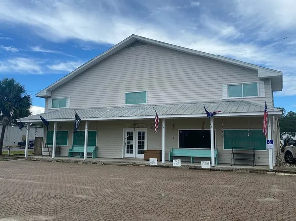 203 Highway 98 W, East Point, FL 32328