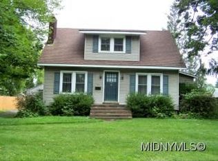 232 Riverside Dr, Utica, NY 13502