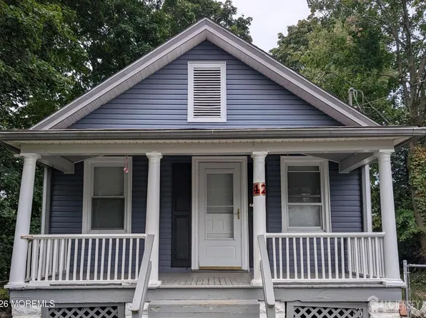 42 Park Ave, Matawan, NJ 07747