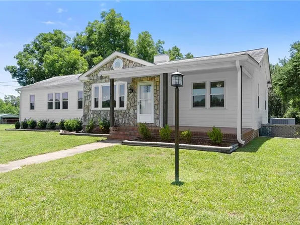 2973 River Rd, Elberton, GA 30635